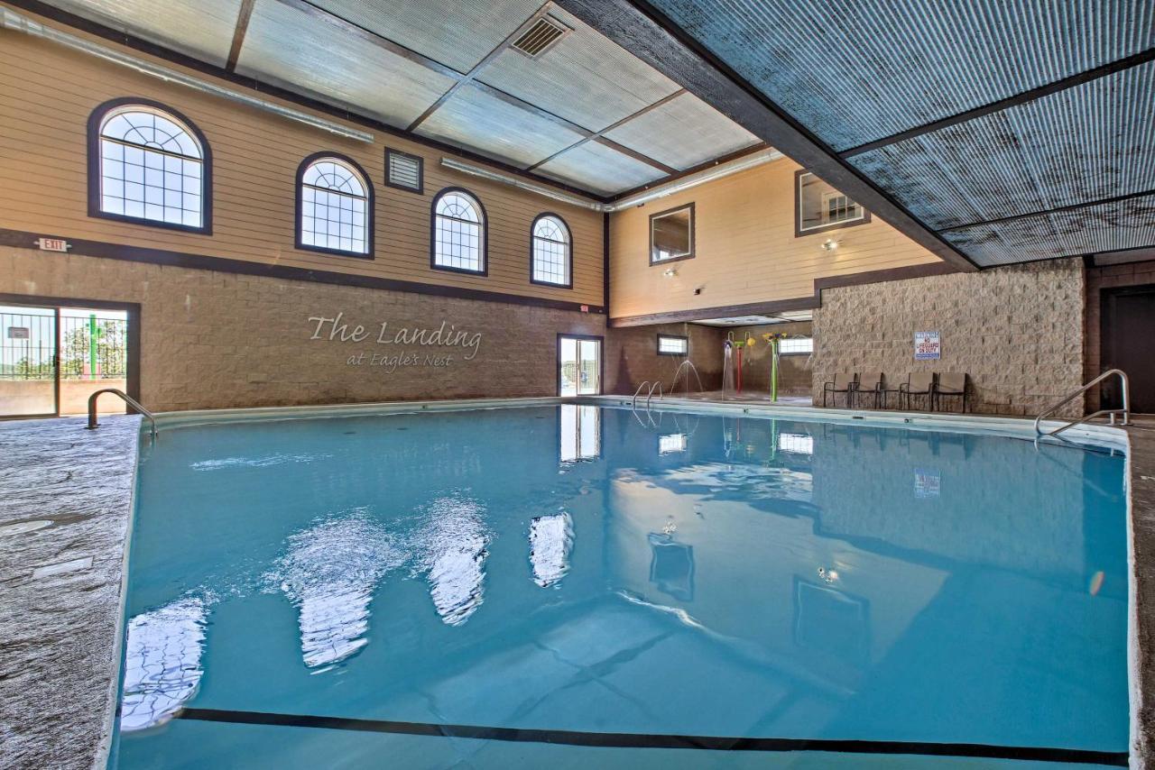 Luxe Branson Retreat With Mtn Views And Pool Access! Appartement Buitenkant foto