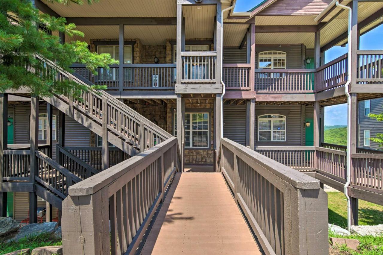 Luxe Branson Retreat With Mtn Views And Pool Access! Appartement Buitenkant foto